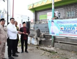 Bobby Nasution Salat Iduladha di Lubukpakam dan Saksikan Penyembelihan Sapi Kurban Presiden