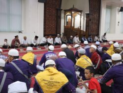 Kepulangan Jemaah Haji Kloter 16 Tebing Tinggi Disambut Haru dan Penuh Rasa Syukur di Masjid Agung