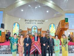 Bupati Taput Ajak Jemaat HKBP Distrik II Silindung Dukung Program Pemerintah