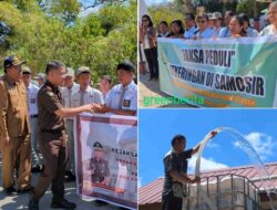 Kekeringan Hebat Melanda Samosir, Jaksa Peduli Berbagi Air Bersih kepada Warga Sijambur