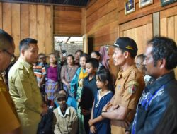 Bupati Humbahas Sampaikan Belasungkawa kepada Korban Tersambar Petir di Paranginan