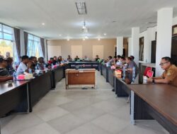 Ratusan Warga Kecamatan Simanindo Unjuk Rasa, Tuntut Cabut Izin HKM Parna Jaya Sejahtera