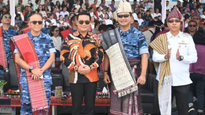 Bupati Humbang Hasundutan Hadiri Semarak Dirgantara dan HUT ke-80 Kabupaten Tapanuli Utara