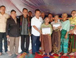 DPP Punguan Simarmata Apresiasi Partisipasi  Karya Graham Hutagaol Berikan Tali Kasih ke Korban Kebakaran di Sidaji