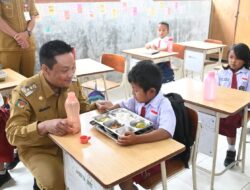 Bupati Humbang Hasundutan Tinjau Pelaksaaan MBG di Lintongnihuta