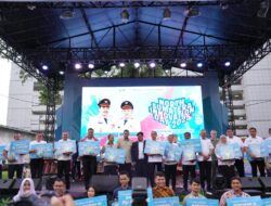 Bupati Tapanuli Utara Terima Penghargaan Lomba Inovasi Sumatera Utara 2025