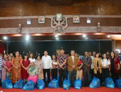 Pemkab Taput Teguhkan Semangat Warga Lewat Ibadah Doa Bersama dan Penyaluran Bantuan