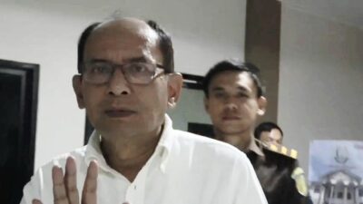 𝗦𝗲𝗸𝗱𝗮𝗸𝗮𝗯 𝗦𝗮𝗺𝗼𝘀𝗶𝗿 𝗕𝗲𝗿𝗯𝗼𝗵𝗼𝗻𝗴, 𝗞𝗮𝗷𝗮𝗿𝗶 𝗠𝗲𝗹𝘂𝗿𝘂𝘀𝗸𝗮𝗻