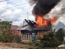 Satu Unit Rumah Warga di Siborongborong Hangus Terbakar