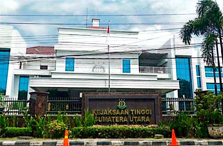 Kantor Kejaksaan Tinggi Sumatera Utara (Kejati Sumut) terletak di Jalan Abdul Haris Nasution No. 1 C, Kelurahan Pangkalan Mansyur, Kecamatan Medan Johor, Kota Medan, Sumatera Utara 20145 ¹.