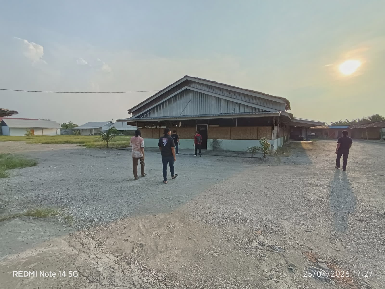 Maraknya informasi yang ditayangkan media online dan media sosial (medsos) terkait aktivitas perjudian, Polres Pelabuhan Belawan melakukan pengecekan ke lokasi Pasar 7, Dusun IX, Desa Manunggal, Kecamatan Labuhan Deli, Sabtu (25/04/2026).