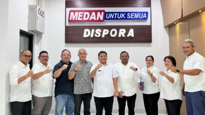 Kedua belah pihak menggelar rapat pembahasan program kerja strategis tahunan dalam Gedung Dispora Kota Medan, Jalan Rotan, Medan Petisah, Rabu, 6 Mei 2026. 