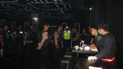 Kepolisian Daerah Sumatera Utara (Polda Sumut) menggelar razia di sejumlah Tempat Hiburan Malam (THM) di Kota Medan pada Minggu (24/5/2026) malam hingga Senin (25/5/2026) dini hari.
