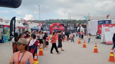 Keterangan foto: situasi garis finis ajang Trail of the King by UTMB 2026 di segmen V Waterfront City Pangururan
