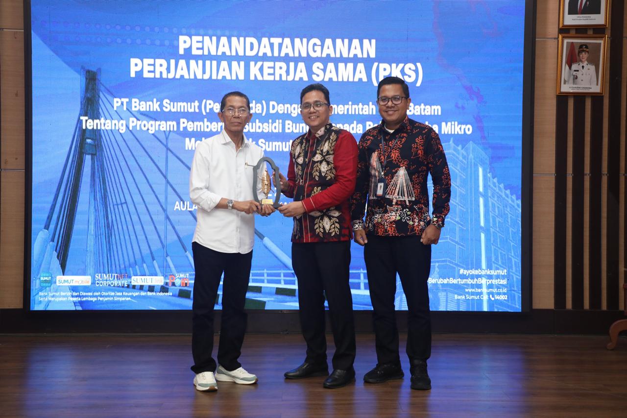 PT Bank Sumut resmi menggandeng Pemerintah Kota Batam sebagai mitra penyalur Program Subsidi Bunga/Margin 0 Persen. Kerja sama ini bertujuan memperluas akses pembiayaan bagi pelaku UMKM di Kota Batam.