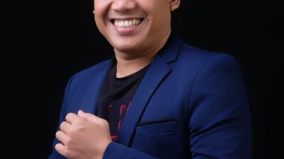 Sutrisno Pangaribuan merupakan Direktur Indonesian Government Watch (IGoWa),