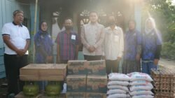 Rumah Sunardi dan Misno Terbakar, Ricky Anthony Hadir Bawa Bantuan