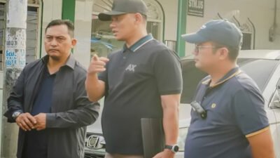 Atasi Drainase Tersumbat, Rico Waas Kerahkan Jajaran Pemko Medan Bersihkan Parit di Jalan Taduan