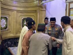 Kapolres Binjai Sholat Jumat Bareng Warga, Serap Aspirasi Kamtibmas di Masjid Raya