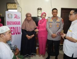 Kapolres Binjai Anjangsana dan Berikan Tali Asih kepada Personel yang Sakit Menahun