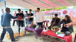 Rapidin Simbolon Salurkan Benih Jagung untuk 170 KK Petani Samosir
