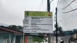Warga Salak Protes Drainase Proyek Jalan Provinsi Tak Merata